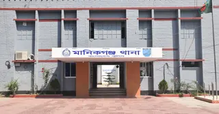 মানিকগঞ্জে সড়ক দুর্ঘটনায় মোটরসাইকেল আরোহীর মৃত্যু